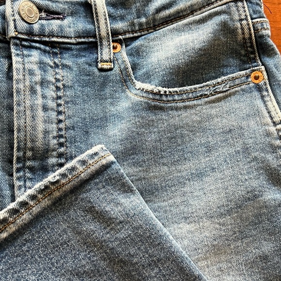 Gap Vintage Slim High Rise jeans. Size 30/10. - Picture 4 of 7